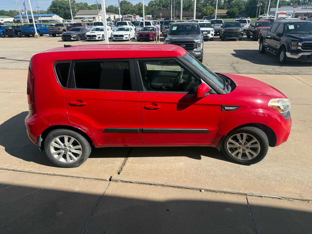 Used 2013 Kia Soul FWD image 5