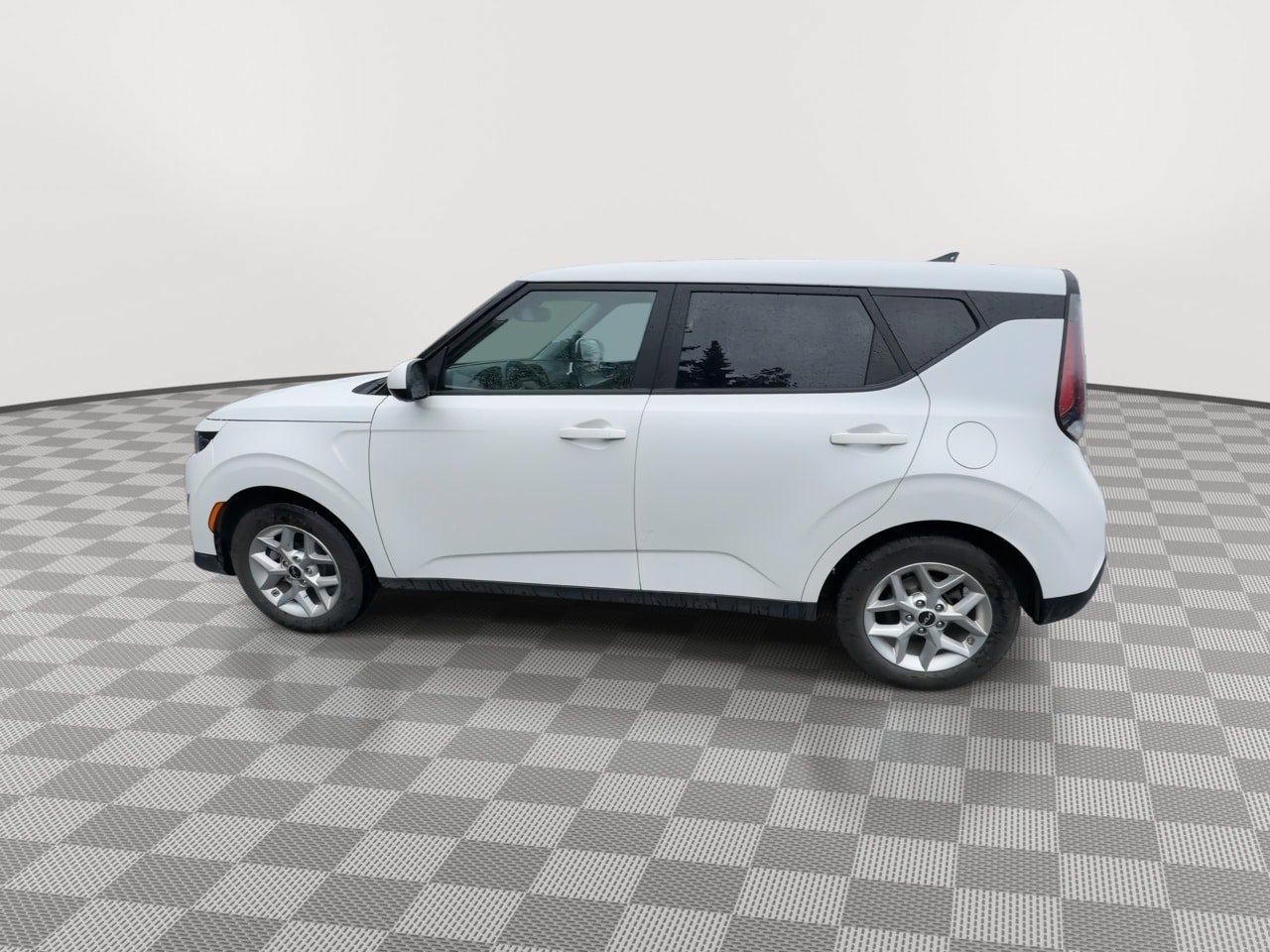 Used 2024 Kia Soul LX w/ Option Group 015 FWD image 5