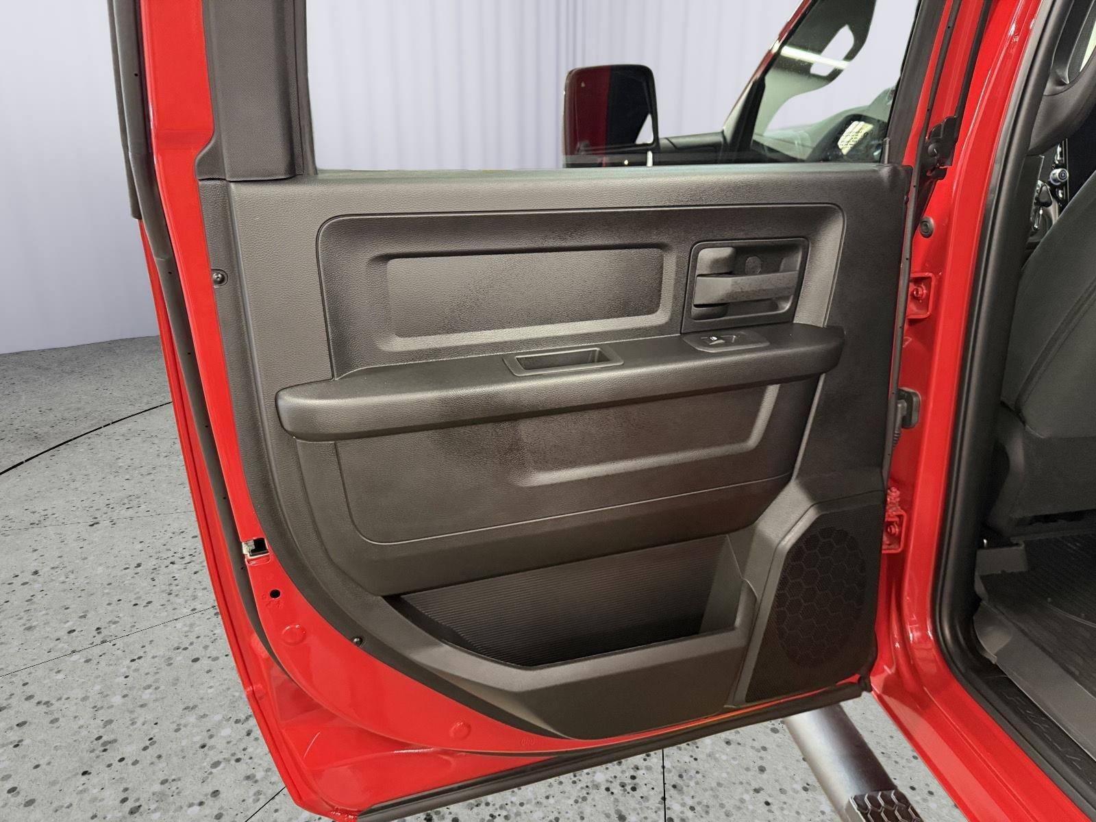New 2026 RAM 2500 Tradesman AWD/4WD image 31