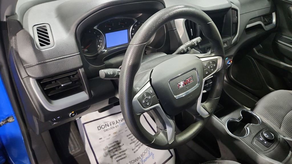 Used 2024 GMC Terrain SLE image 18
