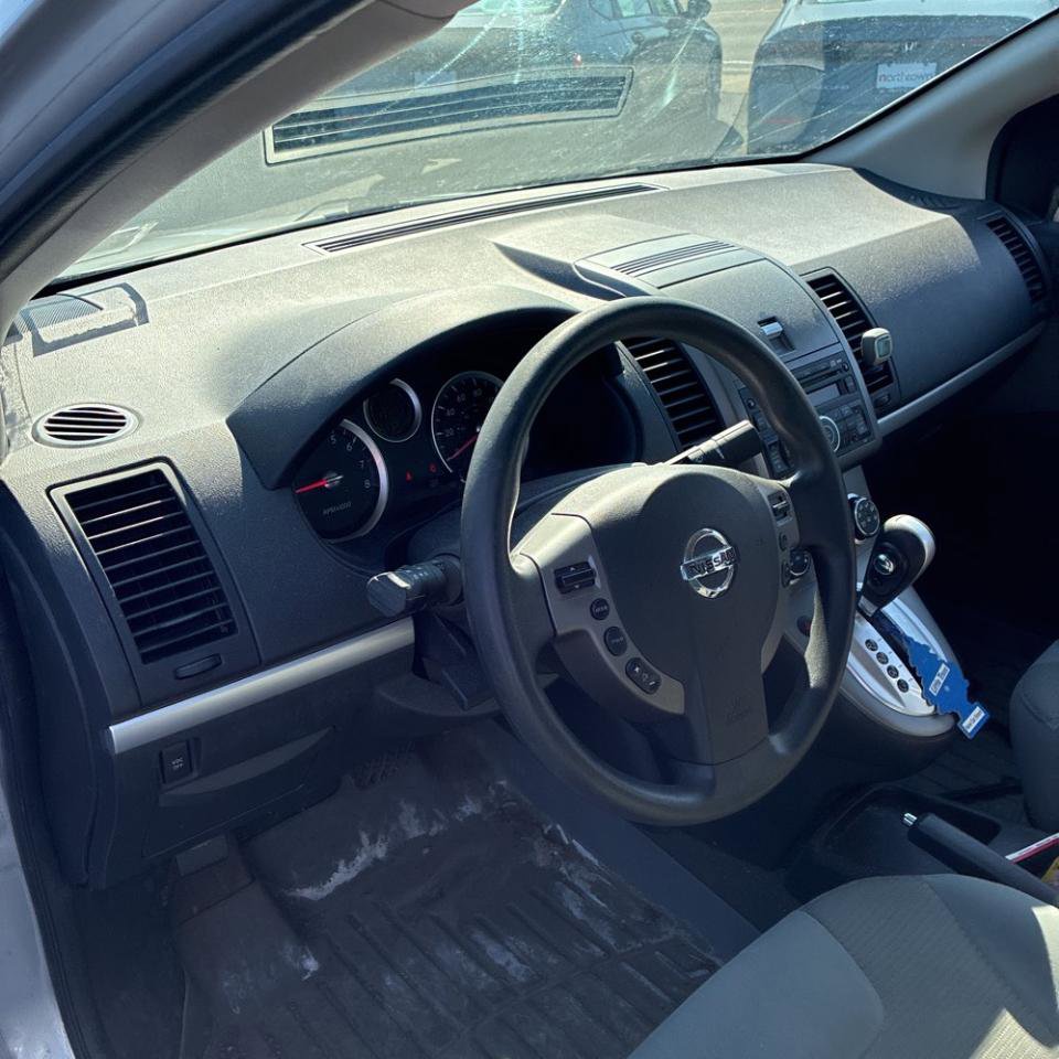 Used 2011 Nissan Sentra 2.0 SR FWD image 15
