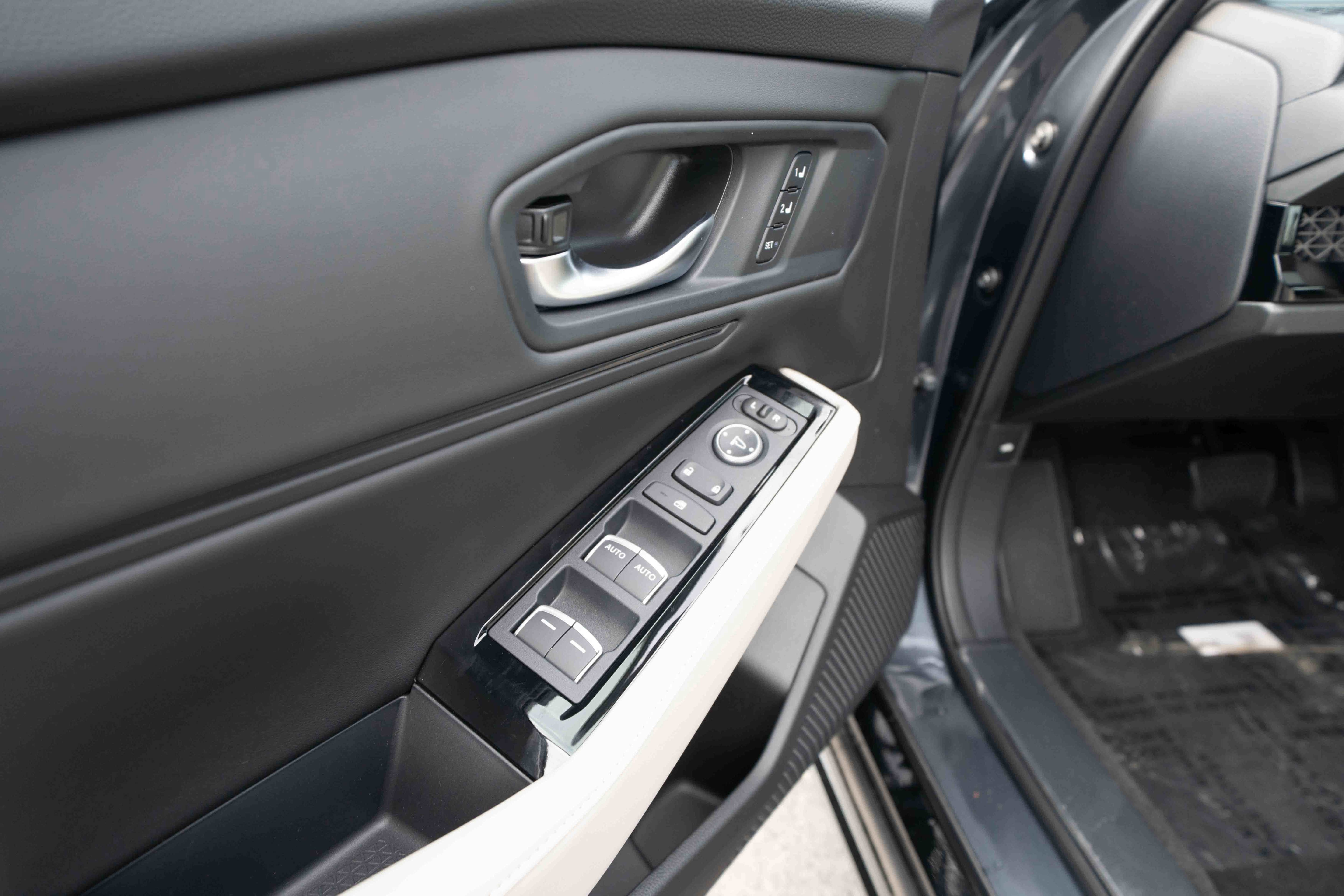 New 2026 Honda Accord Touring image 7