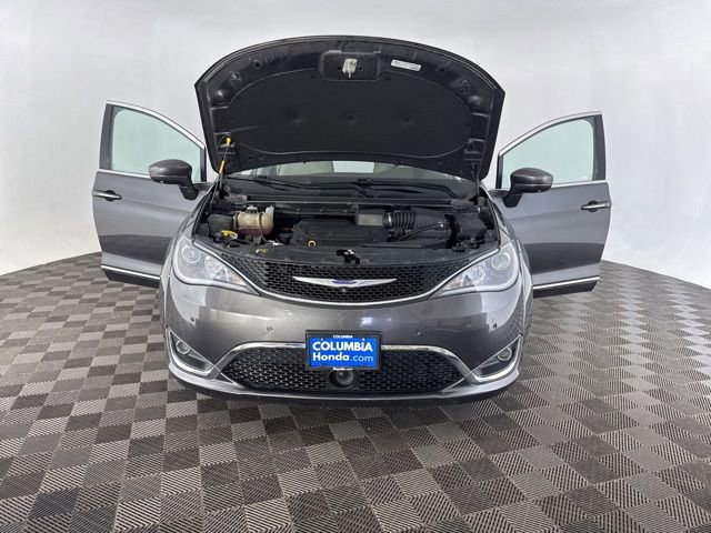 Used 2019 Chrysler Pacifica Touring-L w/ Advanced Safetytec Group image 14