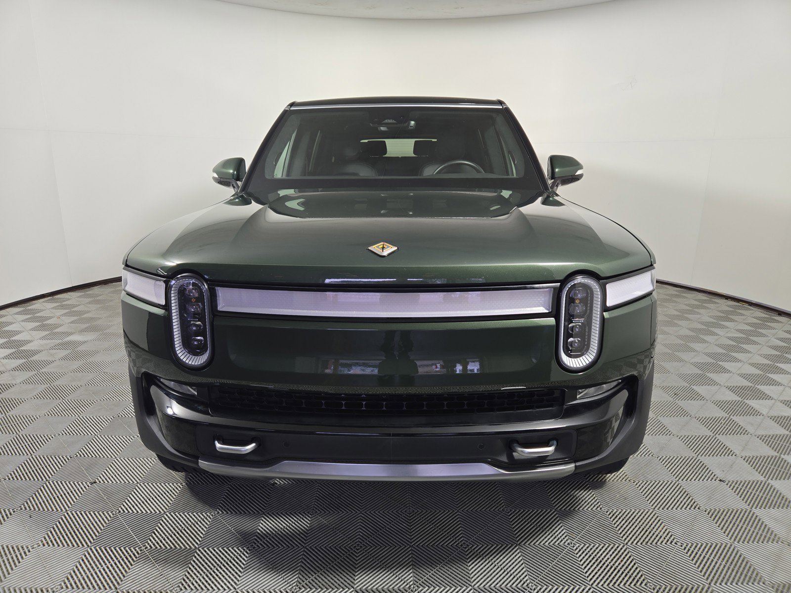 Used 2022 Rivian R1S Launch Edition image 8