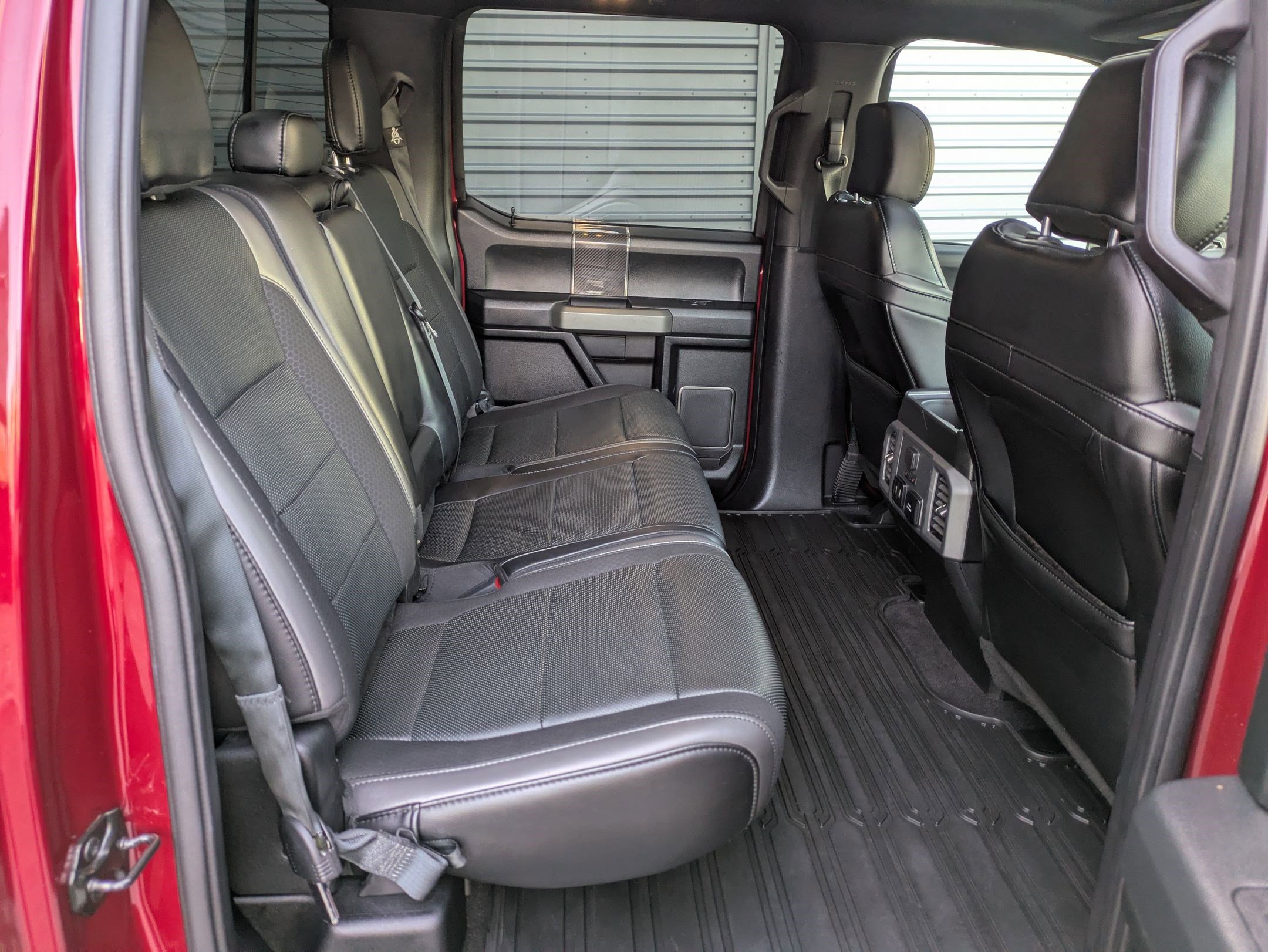 Used 2019 Ford F150 Raptor w/ Equipment Group 802A Luxury image 32