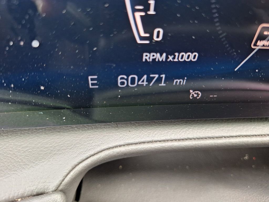 Used 2024 Cadillac XT4 Premium Luxury image 20