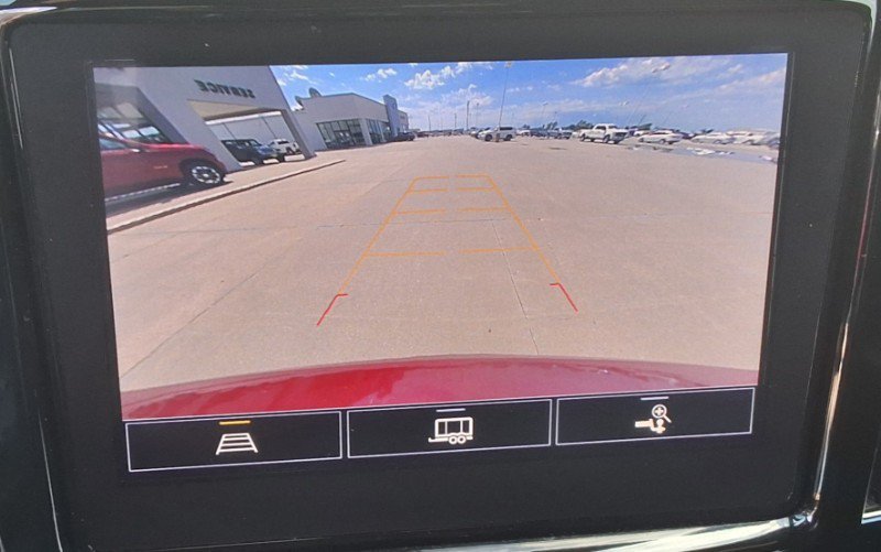 Used 2023 Chevrolet Traverse LT FWD image 20