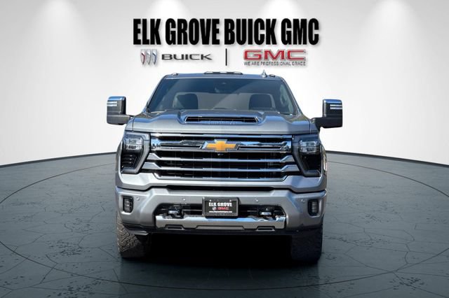 Used 2024 Chevrolet Silverado 3500 High Country w/ High Country Premium Package AWD/4WD image 9