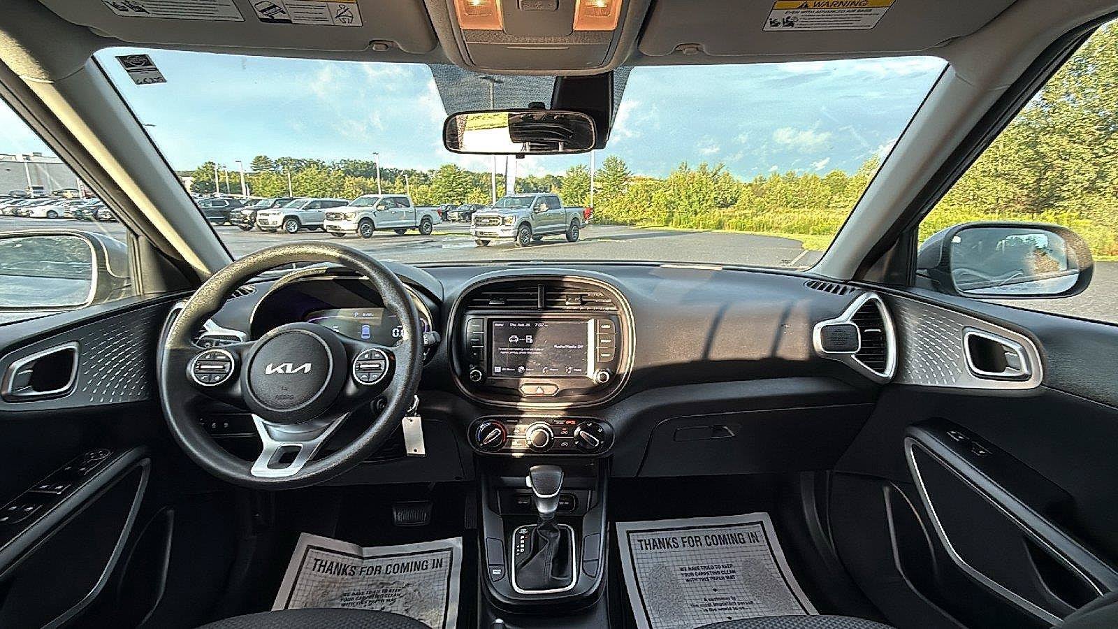 Used 2023 Kia Soul LX w/ Option Group 015 FWD image 23