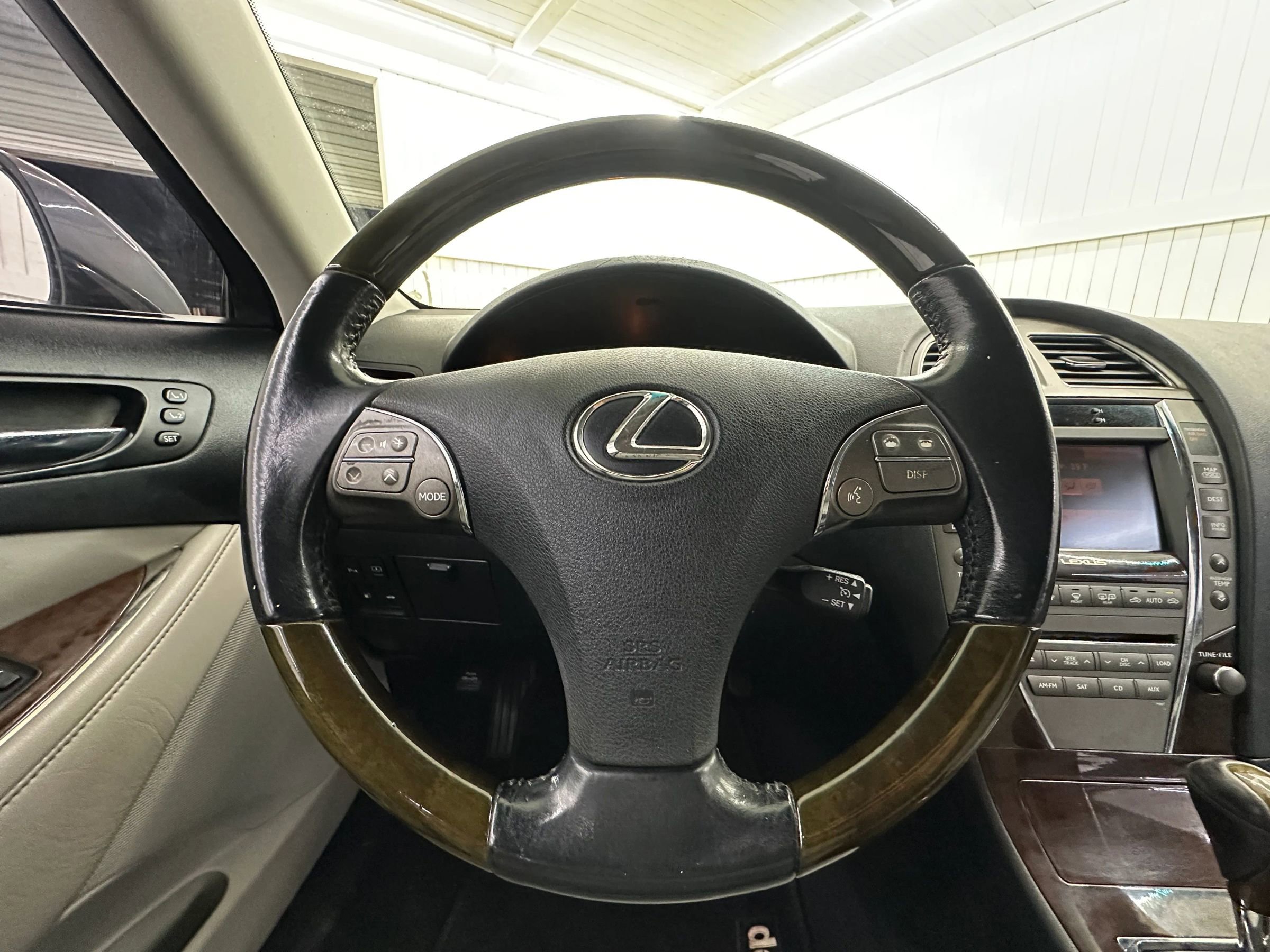 Used 2010 Lexus ES 350 image 19
