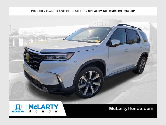 Certified 2025 Honda Pilot Elite 360° Tour