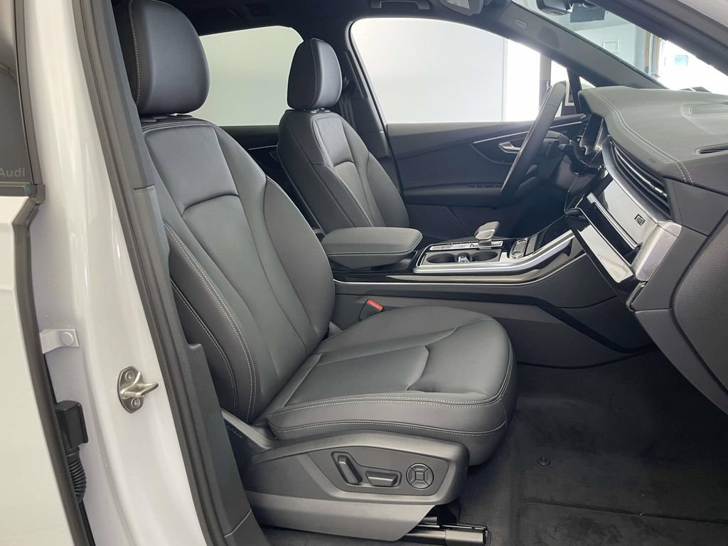 New 2026 Audi Q7 2.0T Premium AWD/4WD image 25