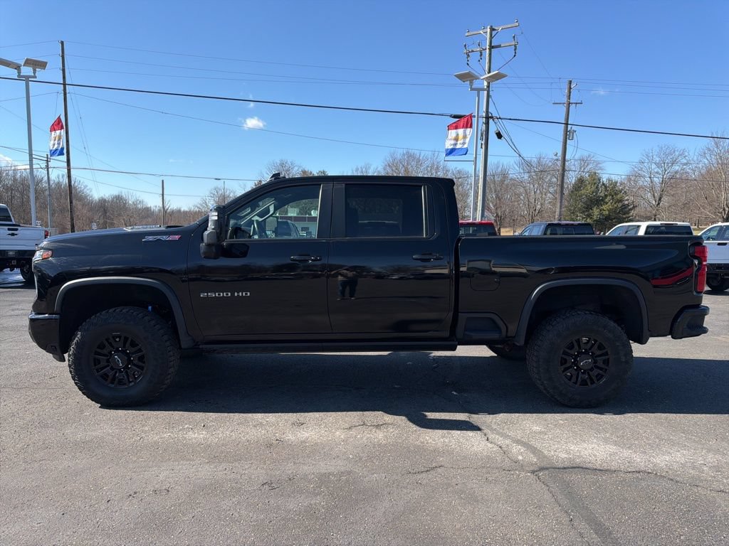 Used 2024 Chevrolet Silverado 2500 ZR2 w/ Technology Package AWD/4WD image 38