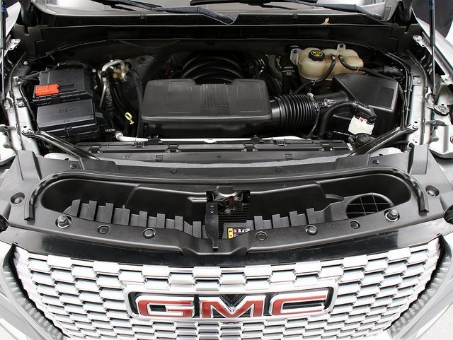 Used 2023 GMC Yukon XL Denali image 33
