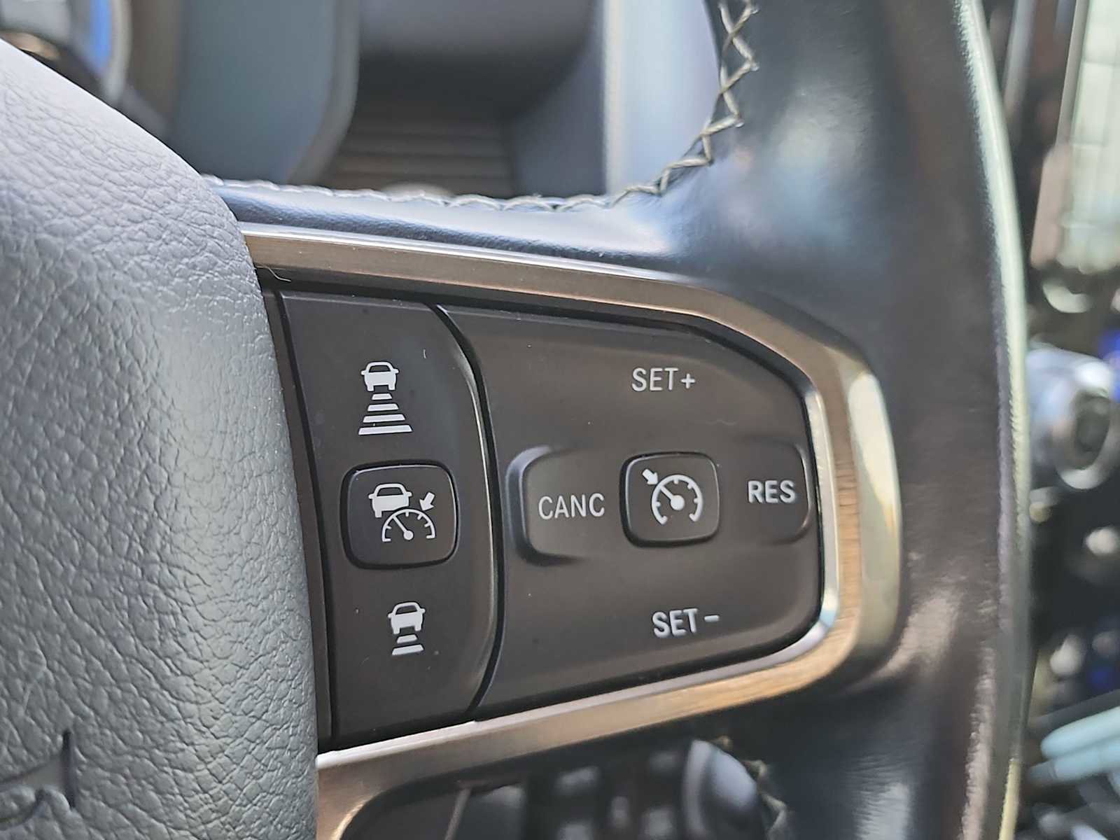 Used 2021 RAM 1500 Limited AWD/4WD image 30