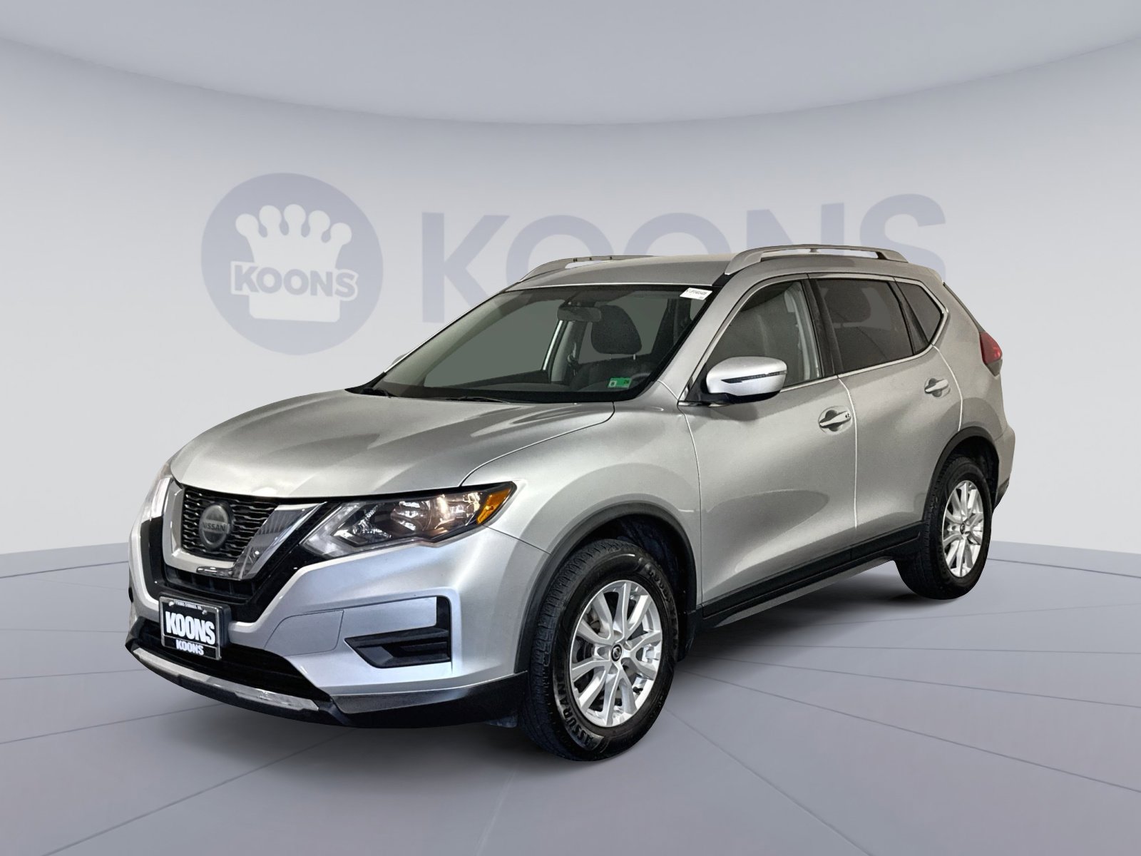 Used 2018 Nissan Rogue SV