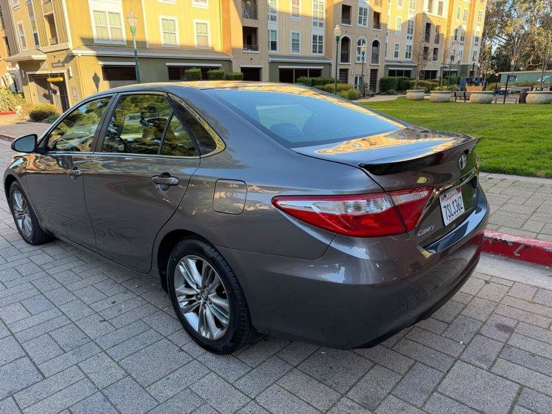 Used 2016 Toyota Camry SE FWD image 12
