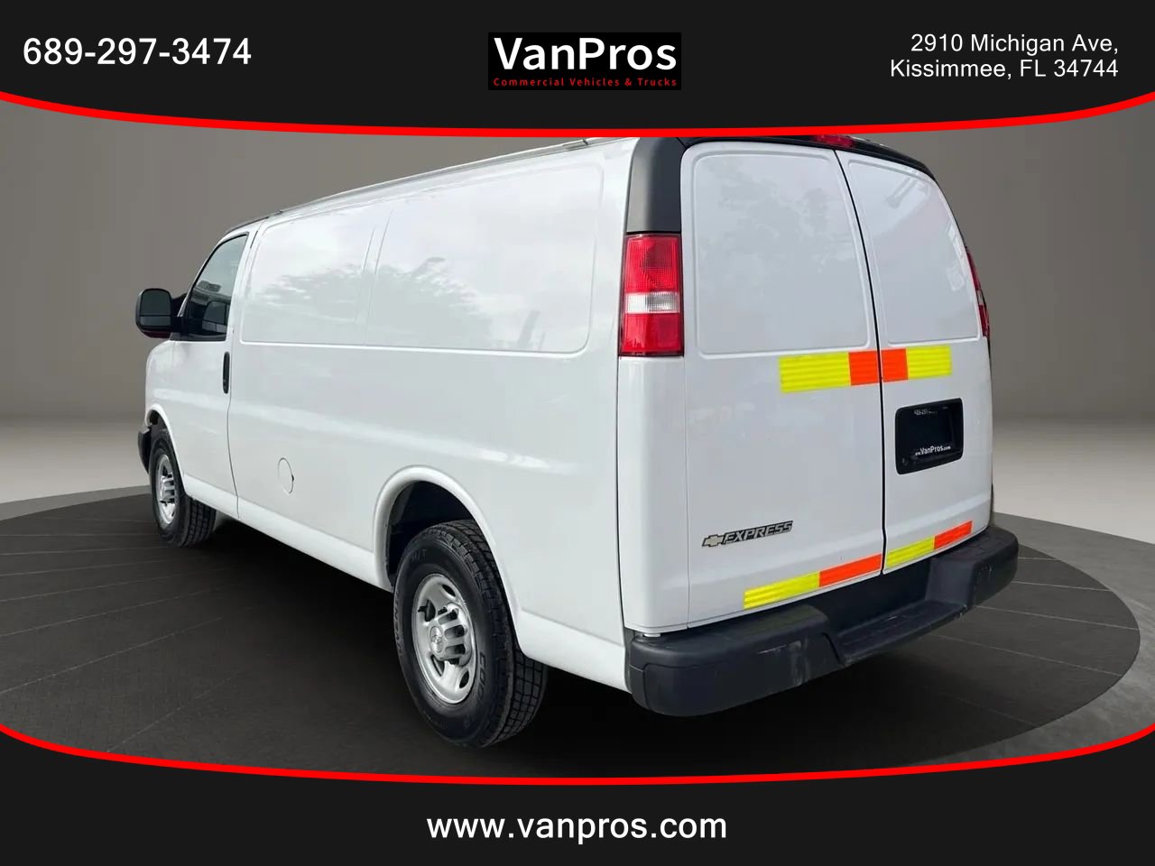 Used 2017 Chevrolet Express 2500 image 3
