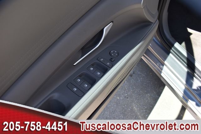 Used 2024 Hyundai Elantra SEL FWD image 17