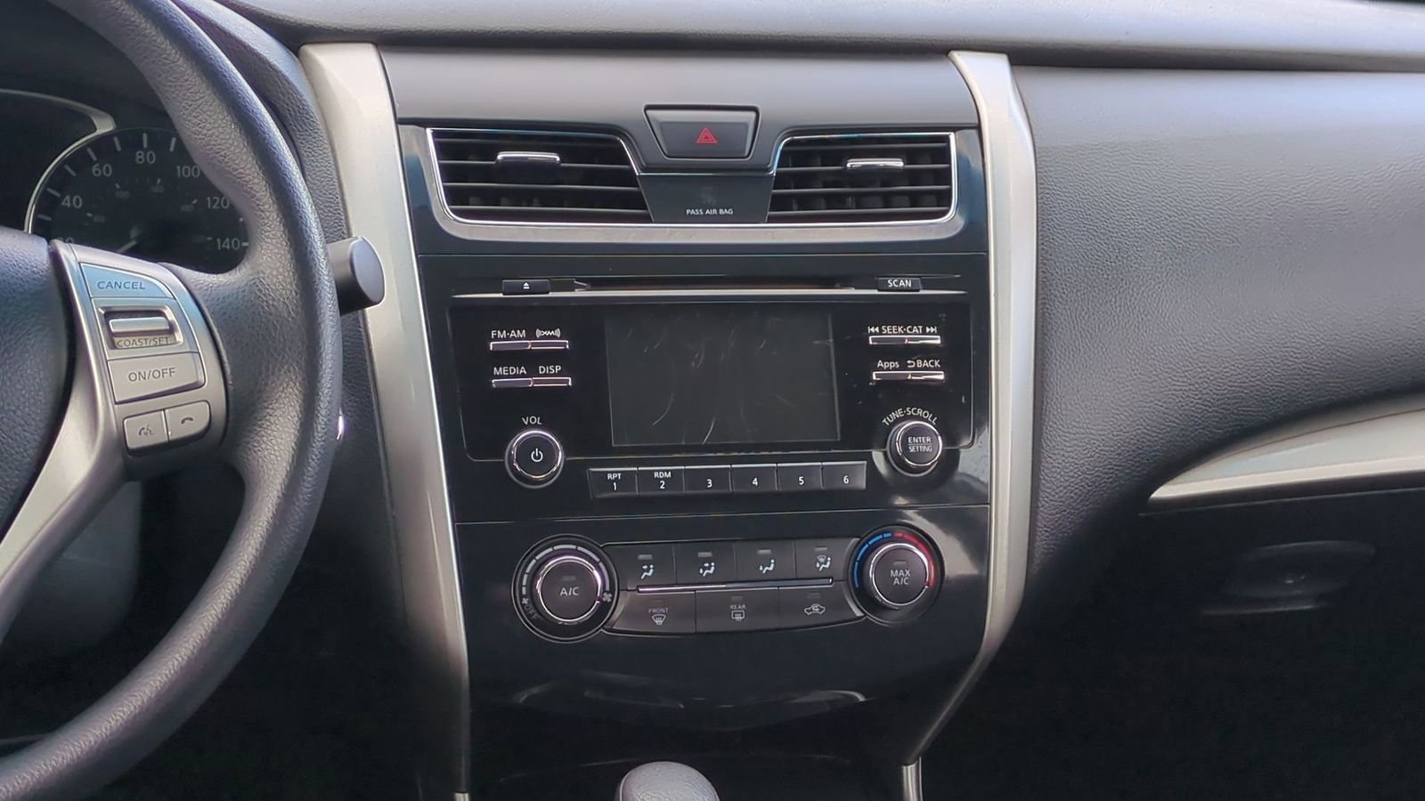 Used 2014 Nissan Altima 2.5 S w/ Display Audio Package image 28