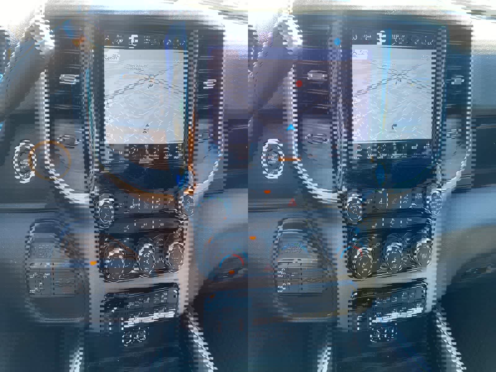 Used 2022 RAM 3500 Big Horn w/ Level C Equiment Group image 15