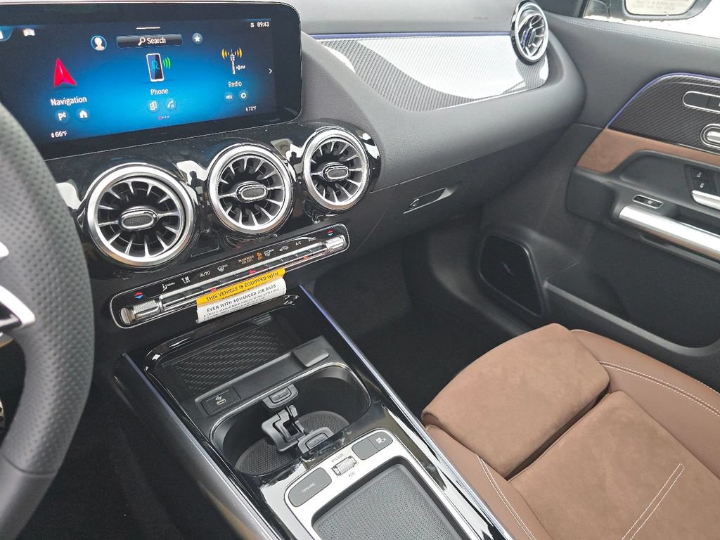 New 2026 Mercedes-Benz GLA 35 AMG 4MATIC image 30