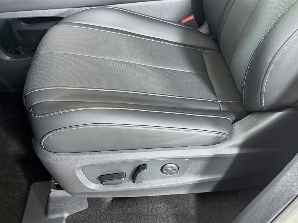 Certified 2026 INFINITI QX60 Luxe w/ Cargo Package image 25