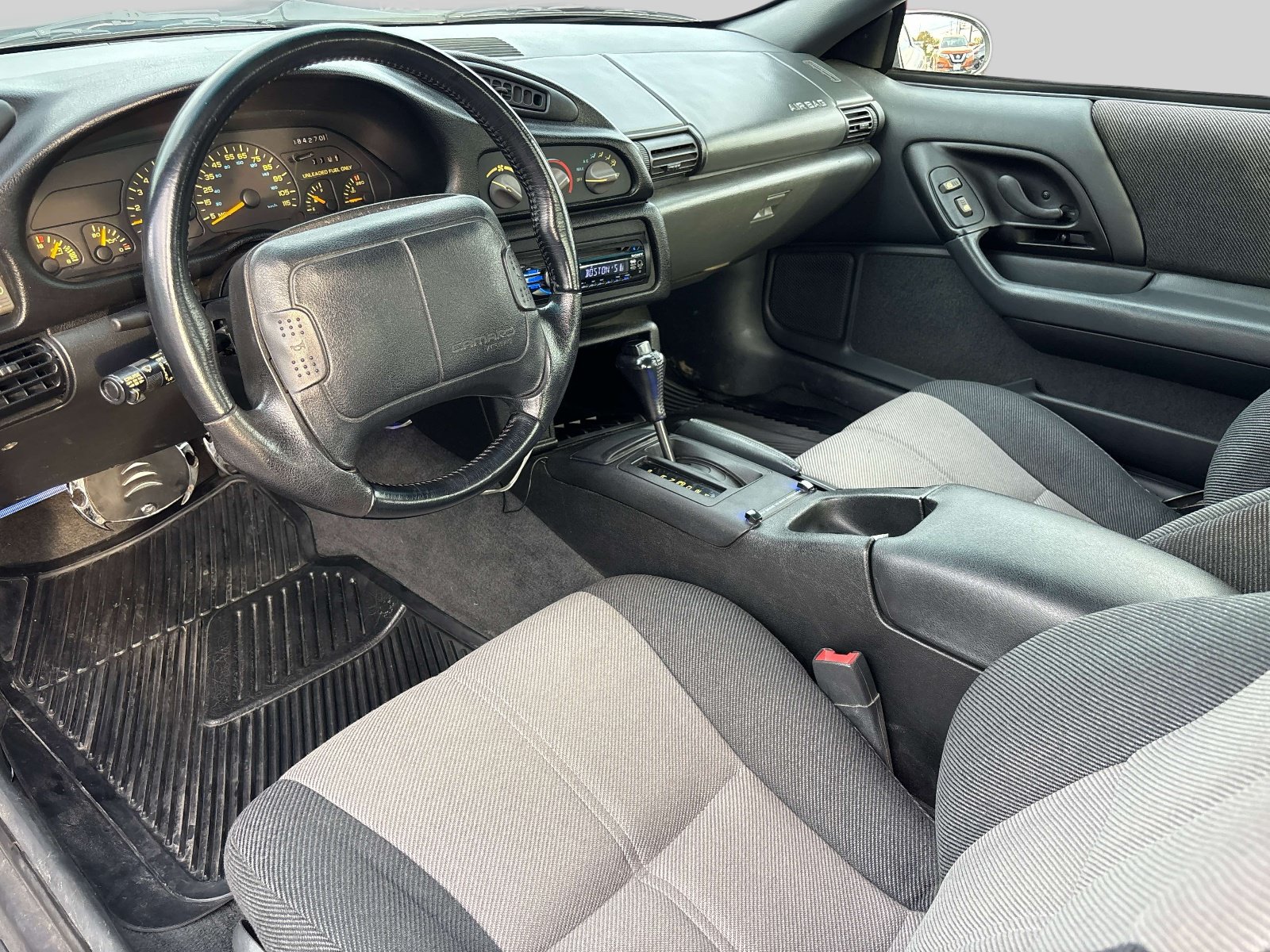 Used 1993 Chevrolet Camaro LT RWD image 9