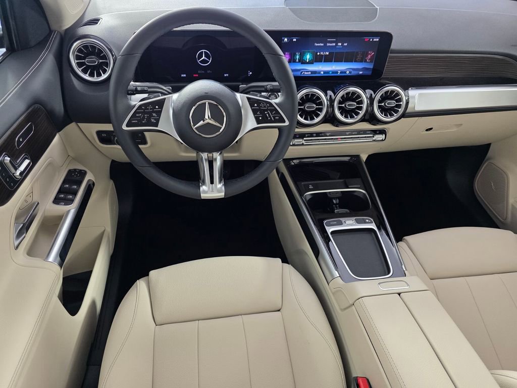 New 2026 Mercedes-Benz GLB 250 image 10