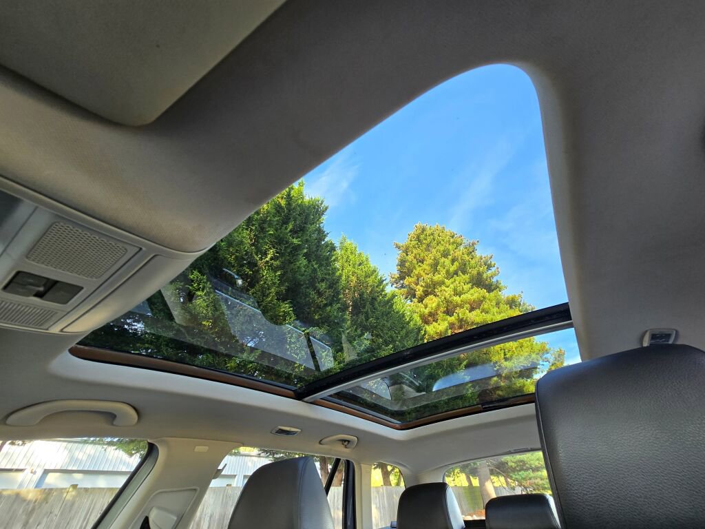 Used 2011 Volkswagen Jetta SE w/ Wheel & Sunroof Pkg image 33