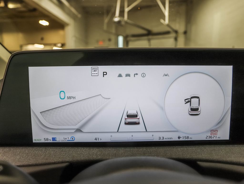 Used 2024 Kia EV6 Light image 14