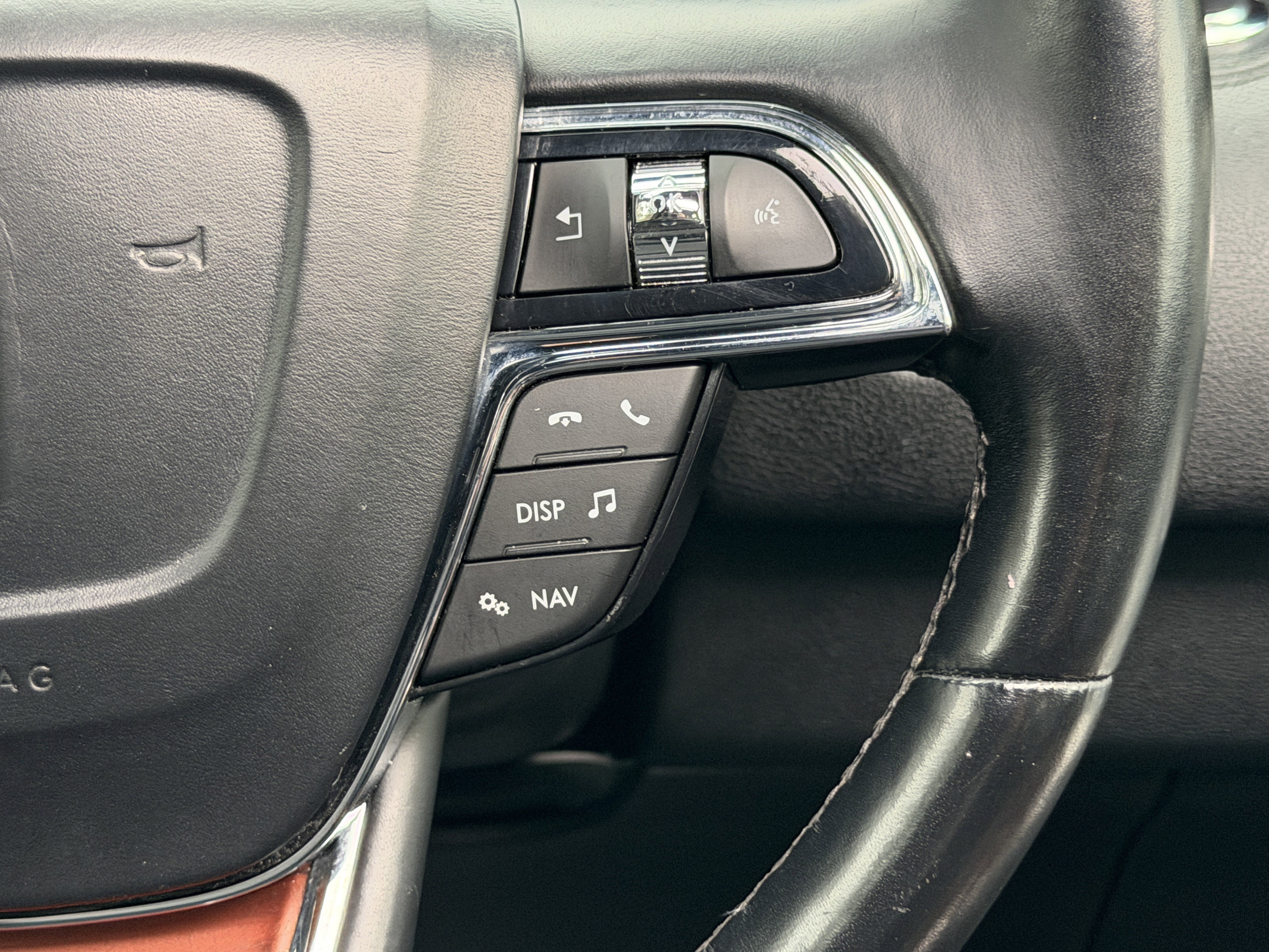 Used 2021 Lincoln Navigator Reserve image 35
