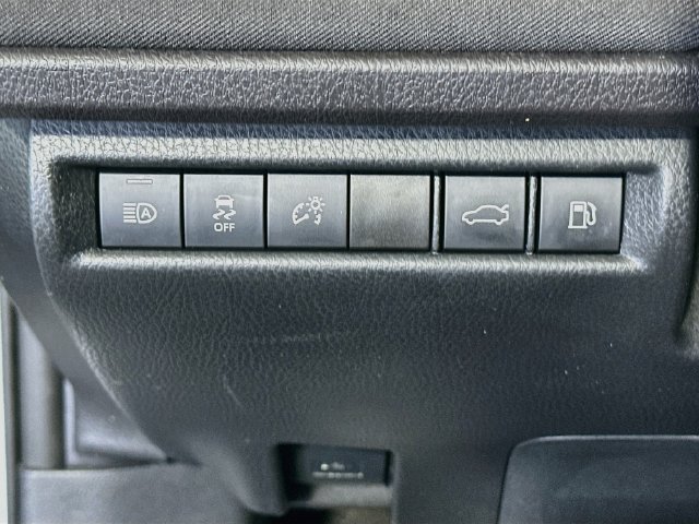 Certified 2025 Toyota Camry LE FWD image 12