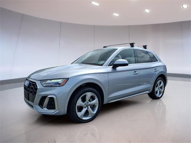 Used 2025 Audi Q5 2.0T Premium Plus w/ Premium Plus Package image 5
