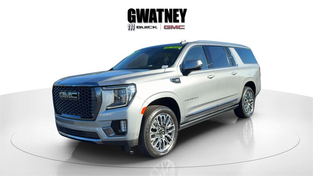 Used 2024 GMC Yukon XL Denali Ultimate image 2
