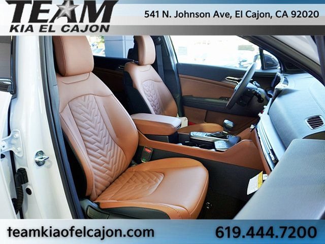 New 2026 Kia Sportage X-Line w/ X-Line Technology Package AWD/4WD image 15