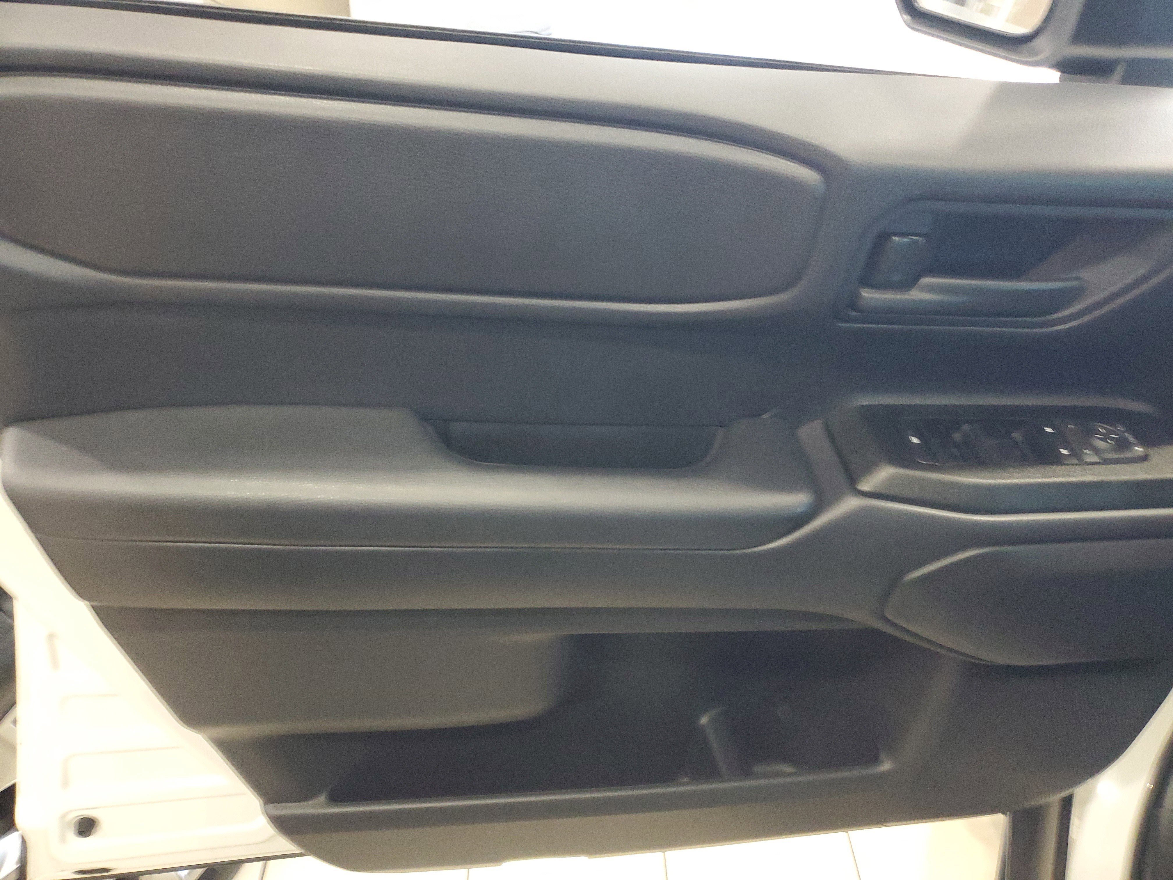 Certified 2025 Toyota Land Cruiser Base image 16