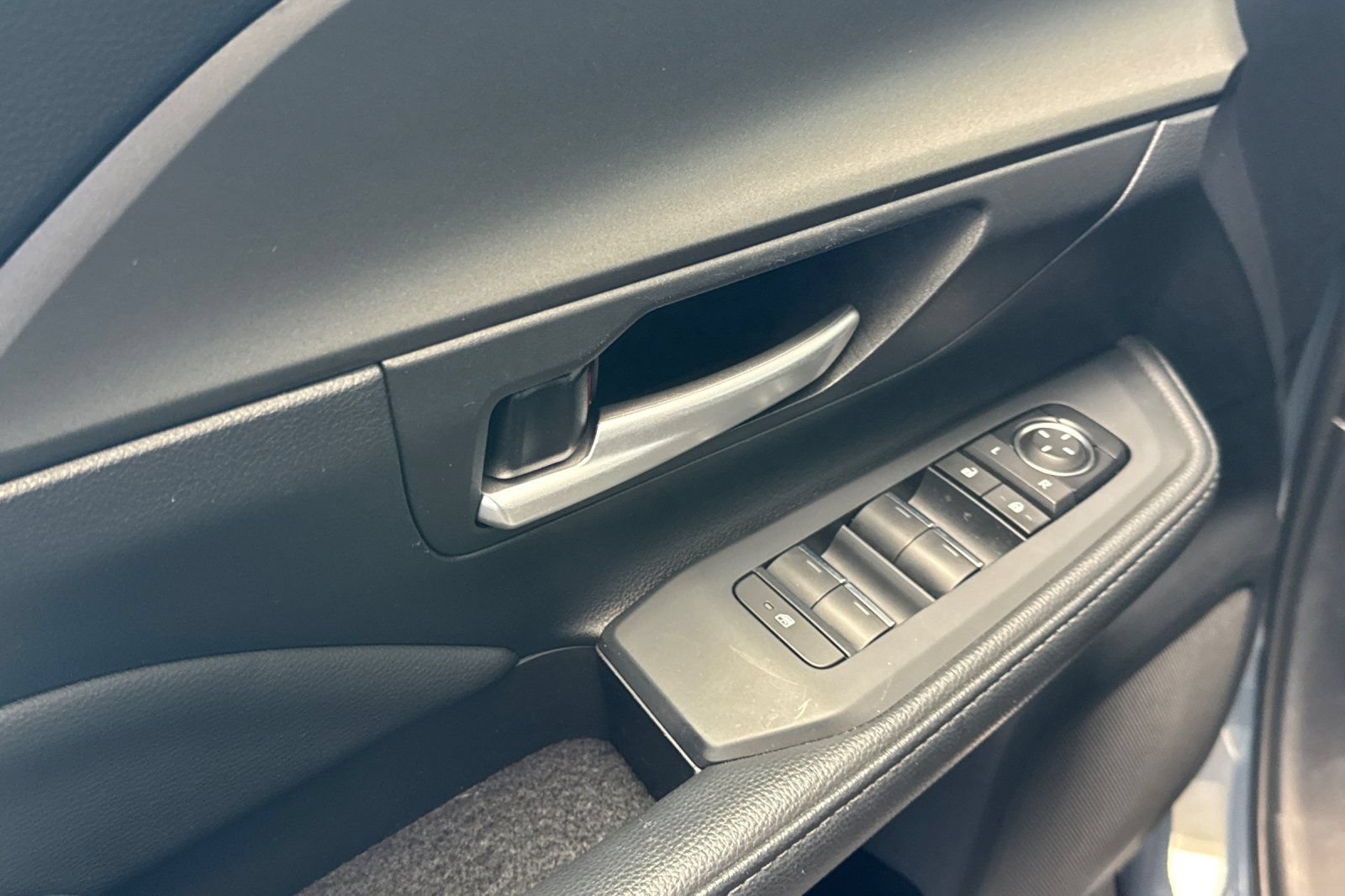Certified 2025 Toyota Grand Highlander FWD image 14