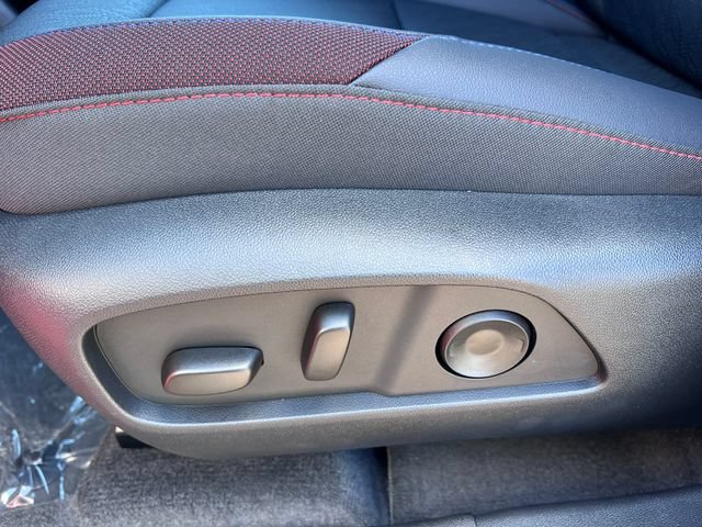 New 2026 Chevrolet Equinox RS w/ Convenience Package III AWD/4WD image 10
