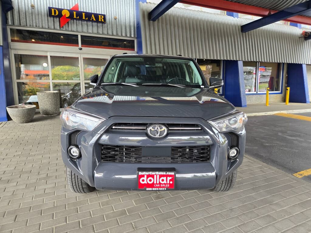 Used 2024 Toyota 4Runner SR5 Premium w/ Moonroof Package image 2