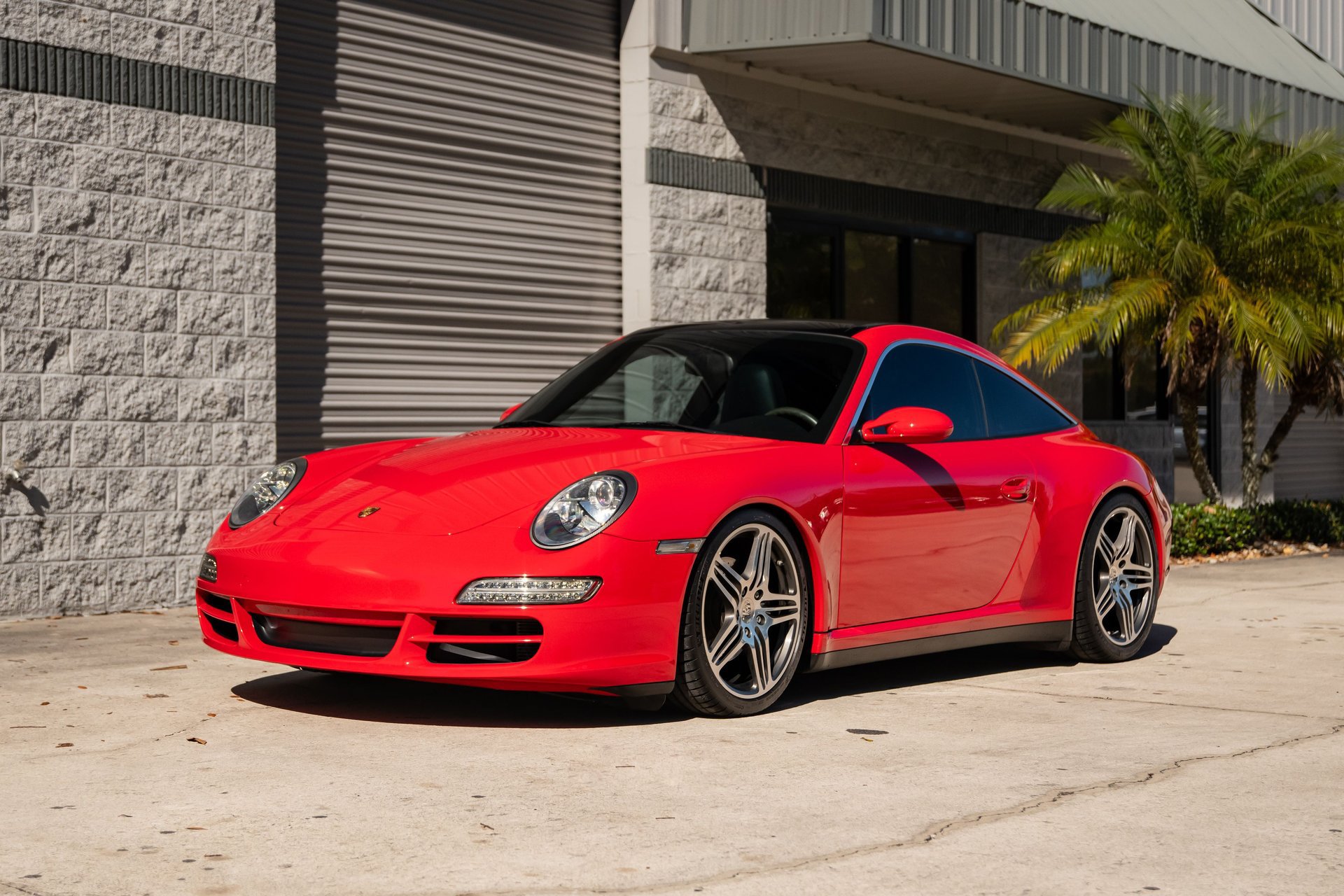 Used 2007 Porsche 911 Targa 4 AWD/4WD image 2