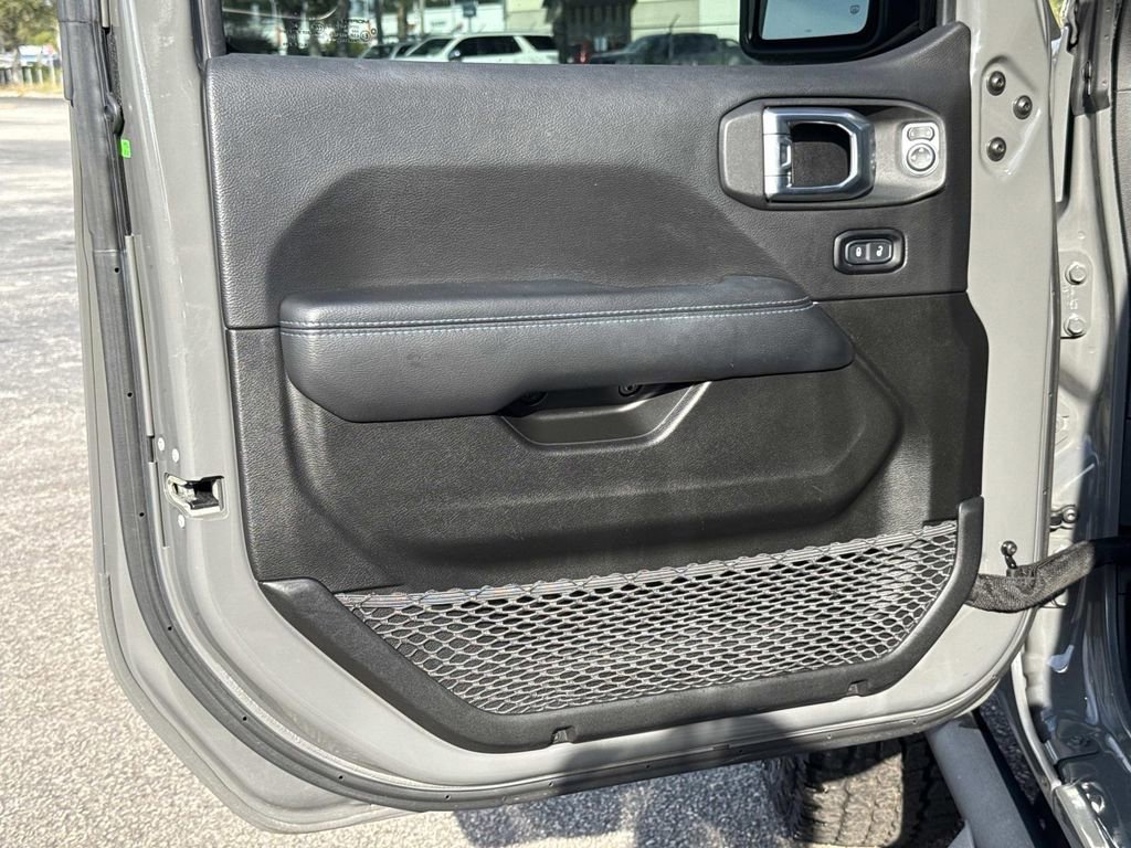 Used 2021 Jeep Wrangler Unlimited Rubicon 4xe image 21