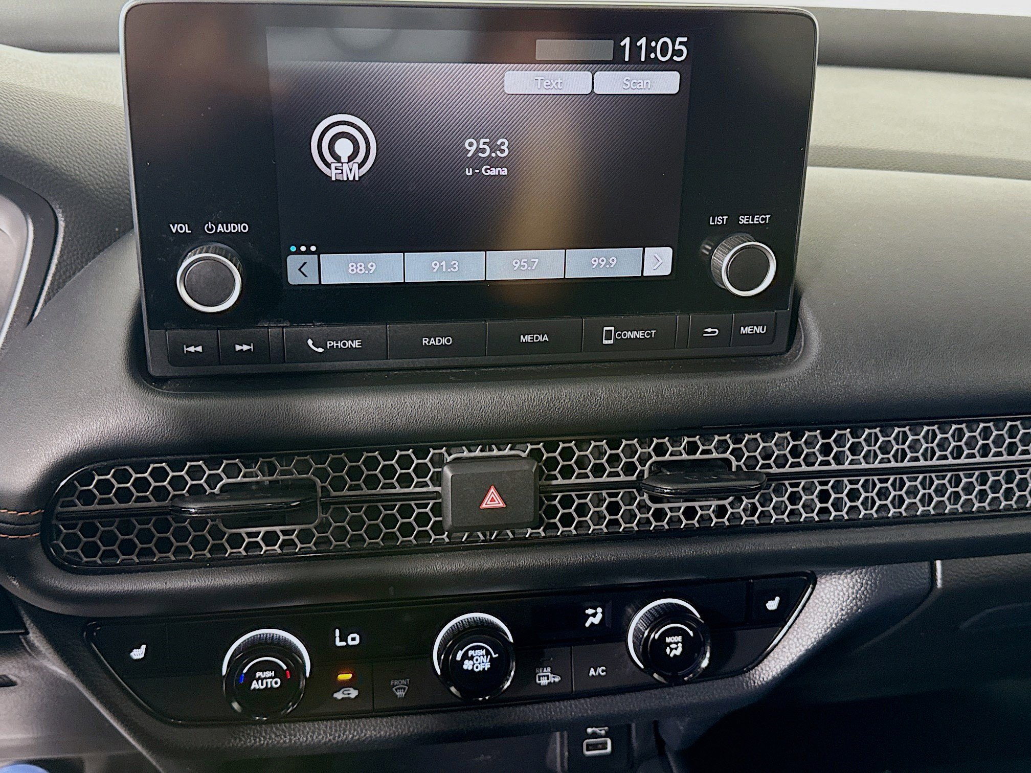 Used 2023 Honda HR-V Sport image 18