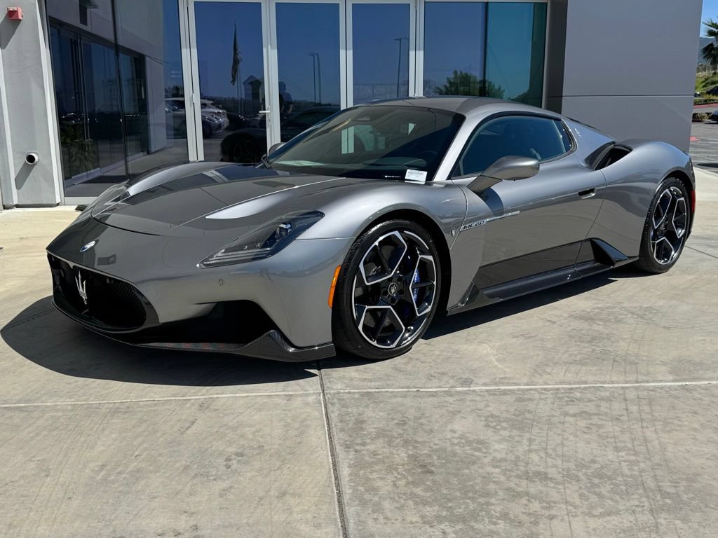 New 2023 Maserati MC20 Coupe RWD image 3