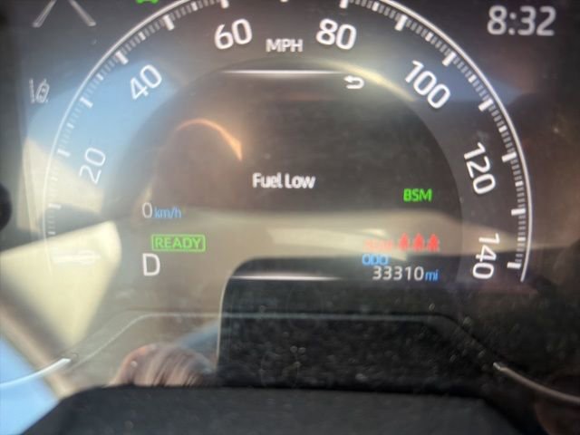 Used 2023 Toyota RAV4 XLE Premium image 11