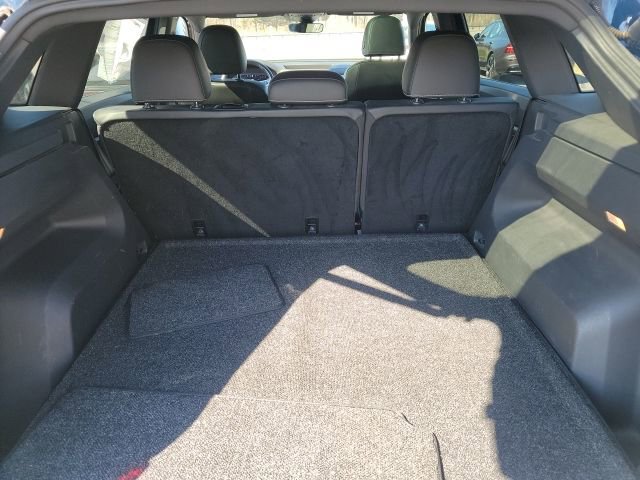 Used 2020 Volkswagen Atlas Cross Sport SEL image 8