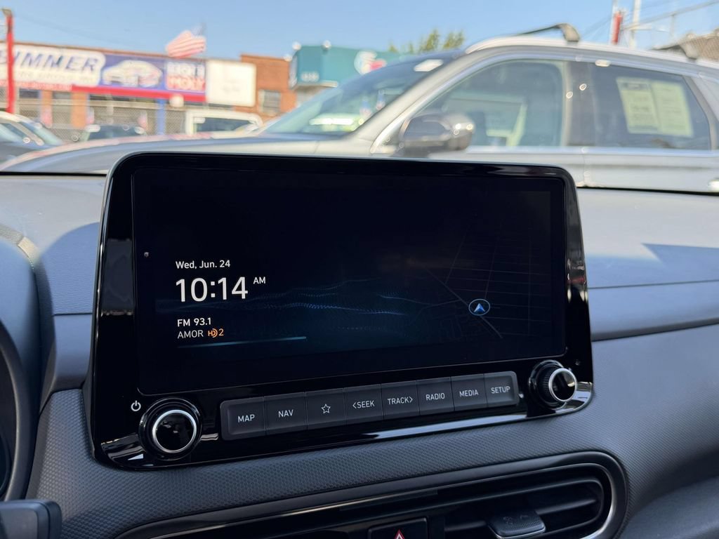 Certified 2023 Hyundai Kona SEL w/ Convenience Package AWD/4WD image 30