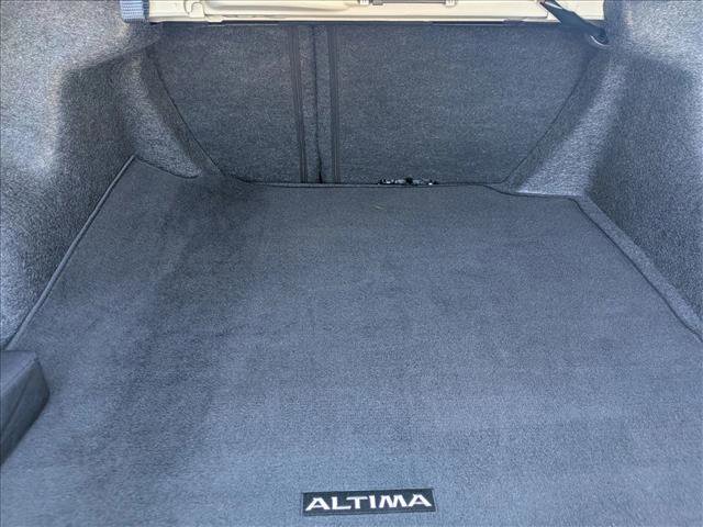 Used 2024 Nissan Altima 2.5 SL FWD image 6