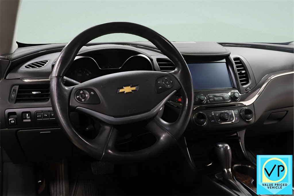 Used 2014 Chevrolet Impala LT w/ Convenience Package image 7