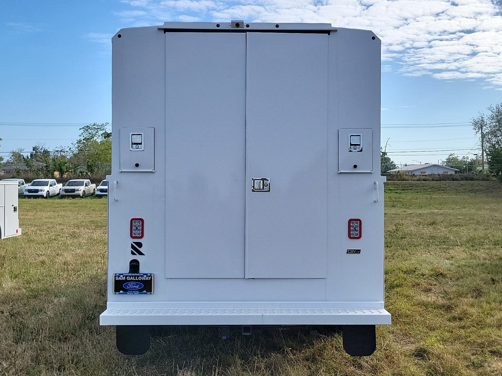New 2025 Ford E-350 and Econoline 350 Super Duty w/ Power Equipment Group RWD image 7